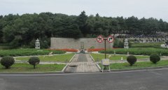 让纪念成为艺术：：长春九龙源陵园的文化升级与空间重构