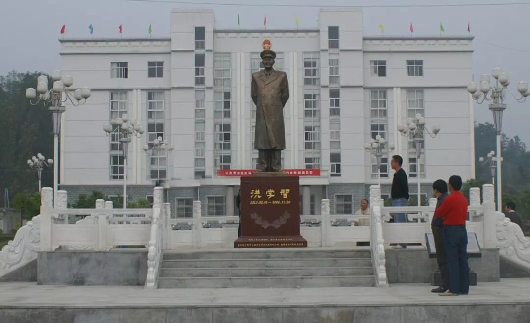 1-260413151A4R4 人生就是搏(中国集团)官方网站